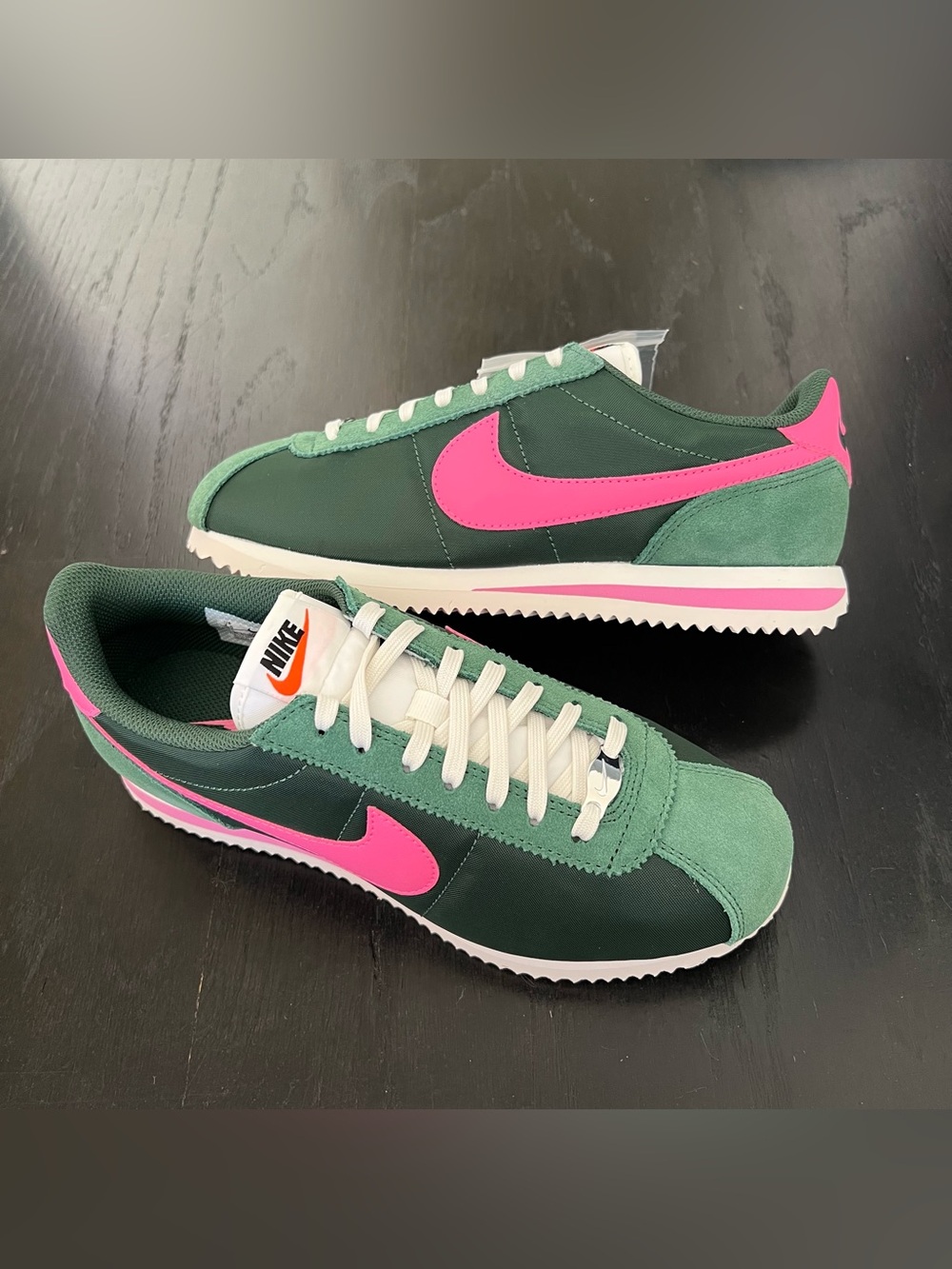 ✔️New✔️ NIKE Cortez 'Fir Pinksicle' - Picture 2 of 9